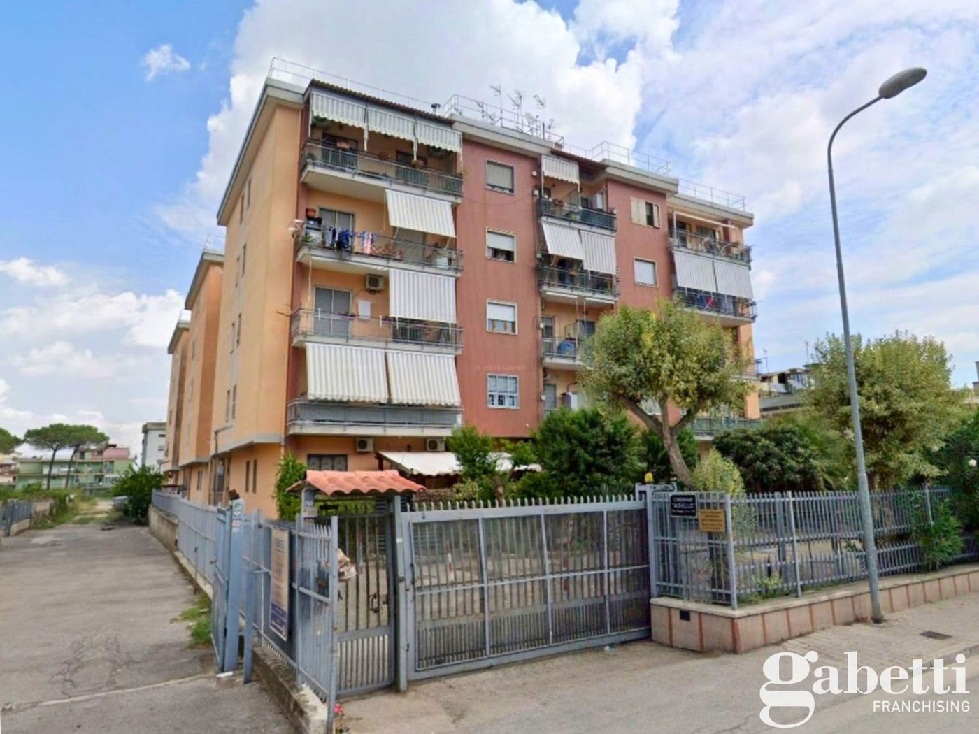 Trilocale ristrutturato a Pomigliano d'Arco