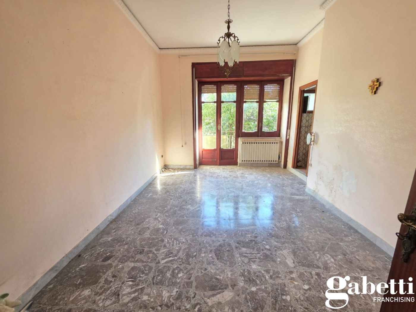 Bilocale da ristrutturare a Pomigliano d'Arco