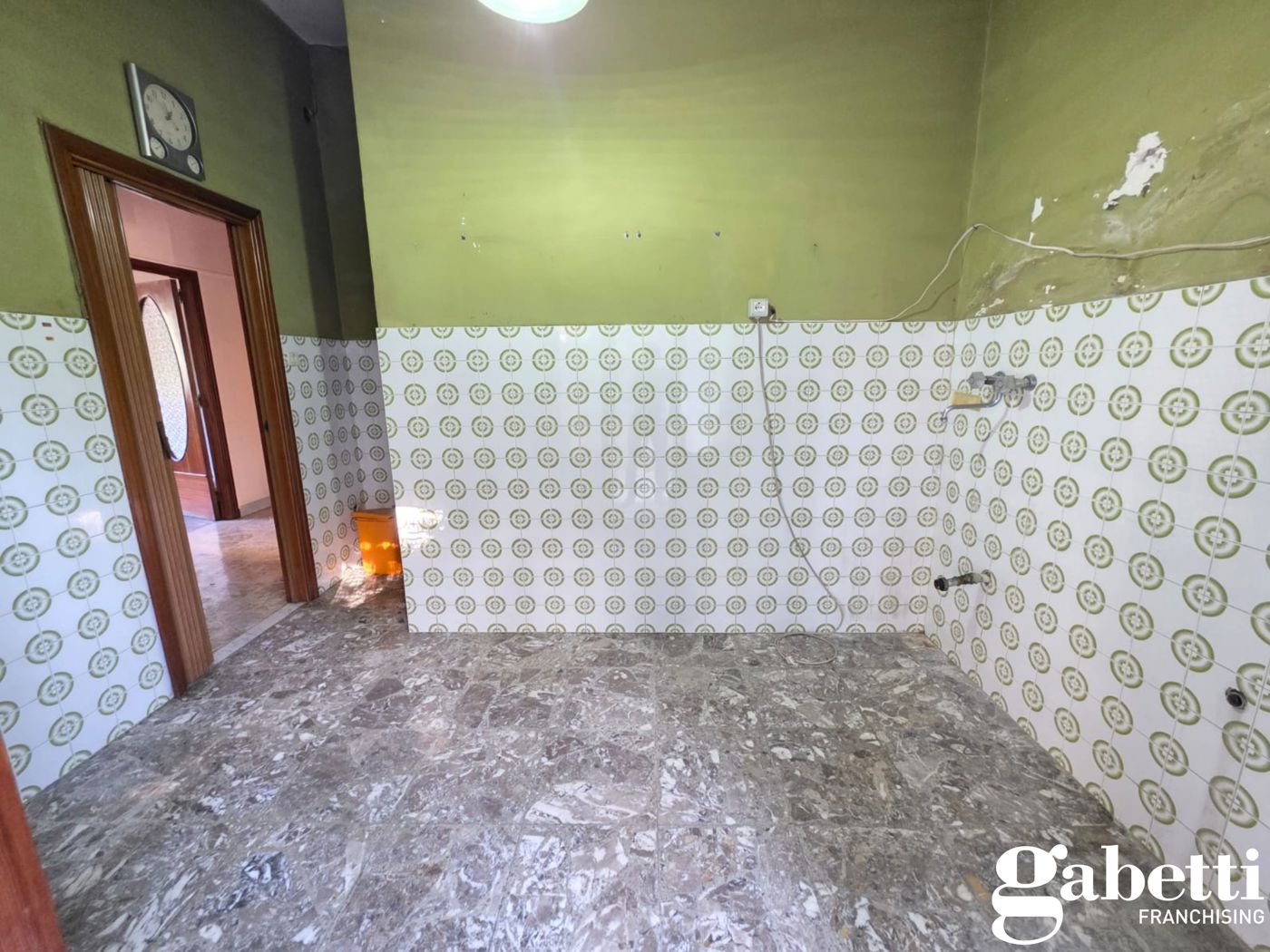 Bilocale da ristrutturare a Pomigliano d'Arco