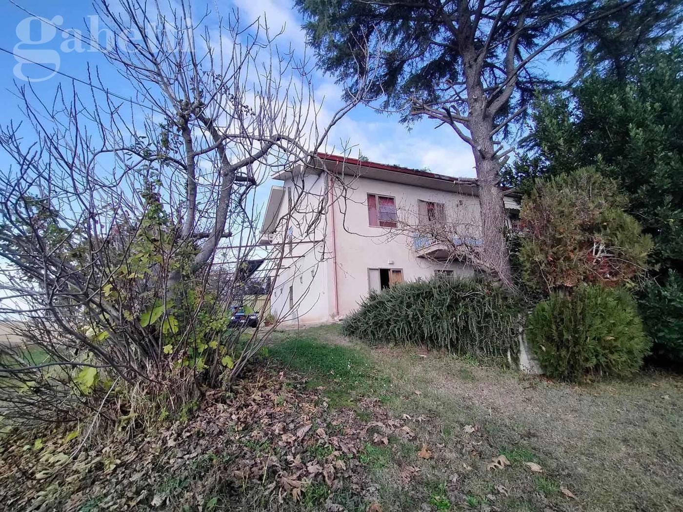 Appartamento con giardino a Ostra