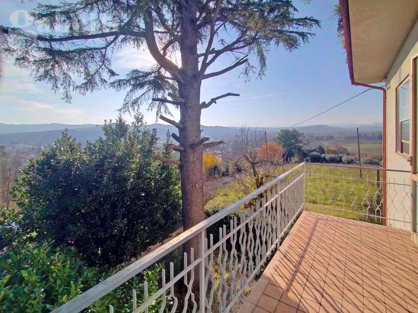 Appartamento con giardino a Ostra