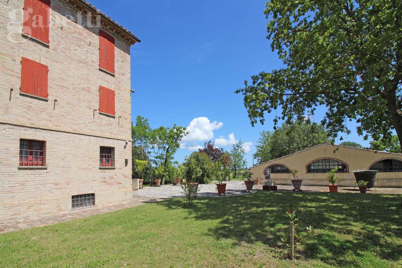 Villa Bifamiliare in vendita a Arcevia