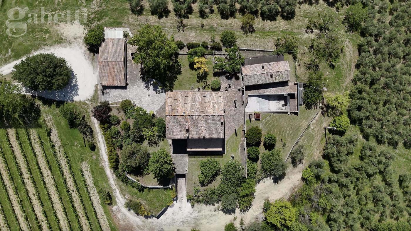 Villa Bifamiliare in vendita a Arcevia