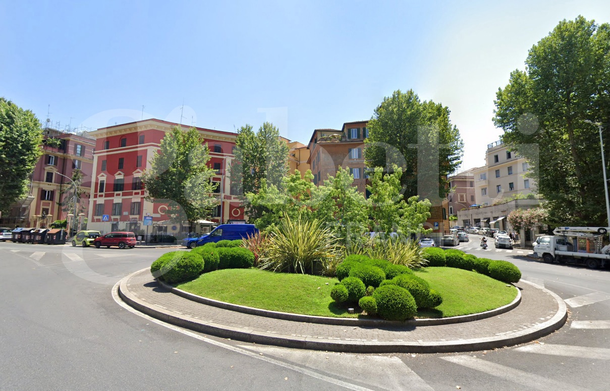 Negozio in affitto a Roma