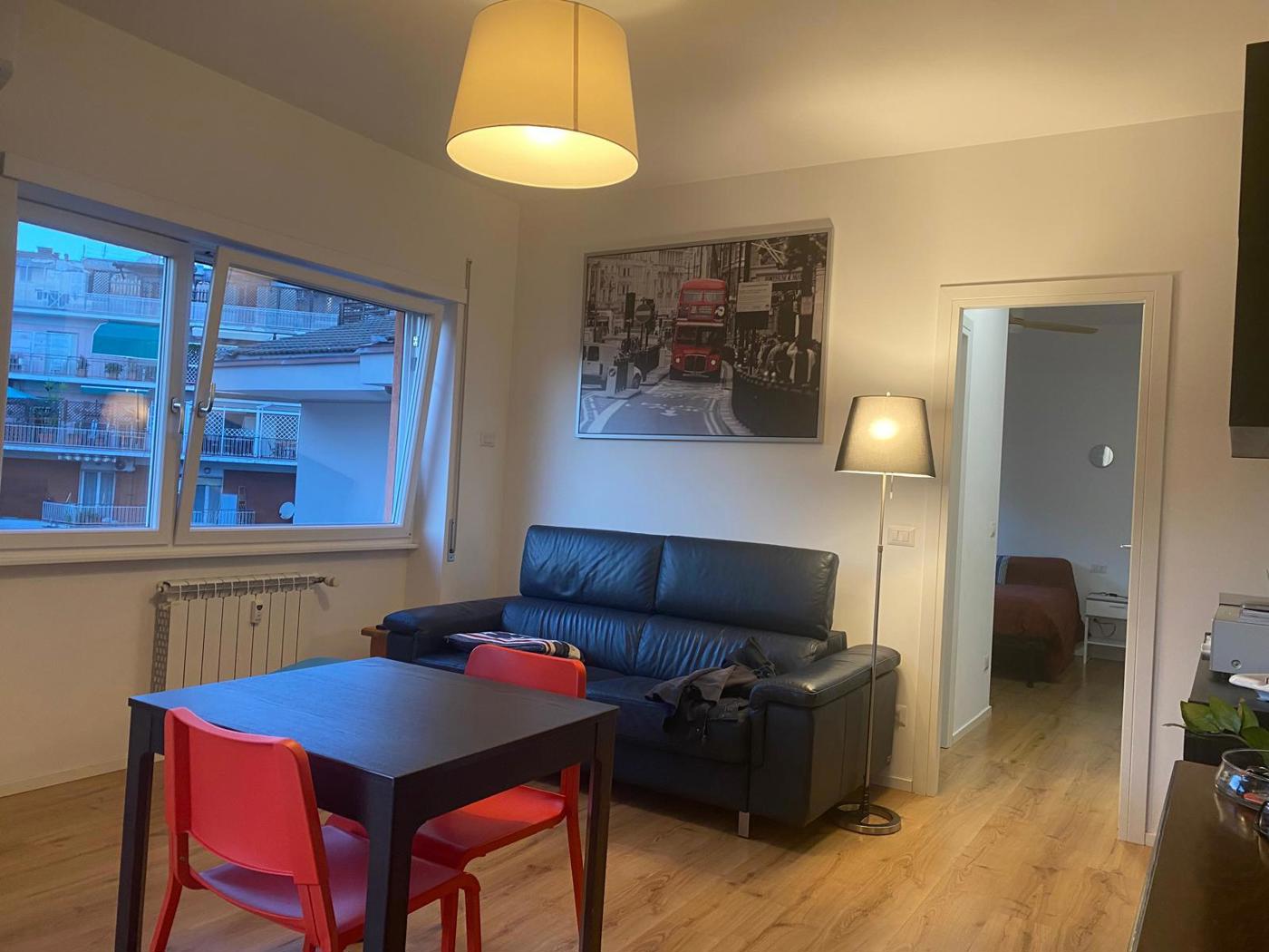 Bilocale ristrutturato a Roma