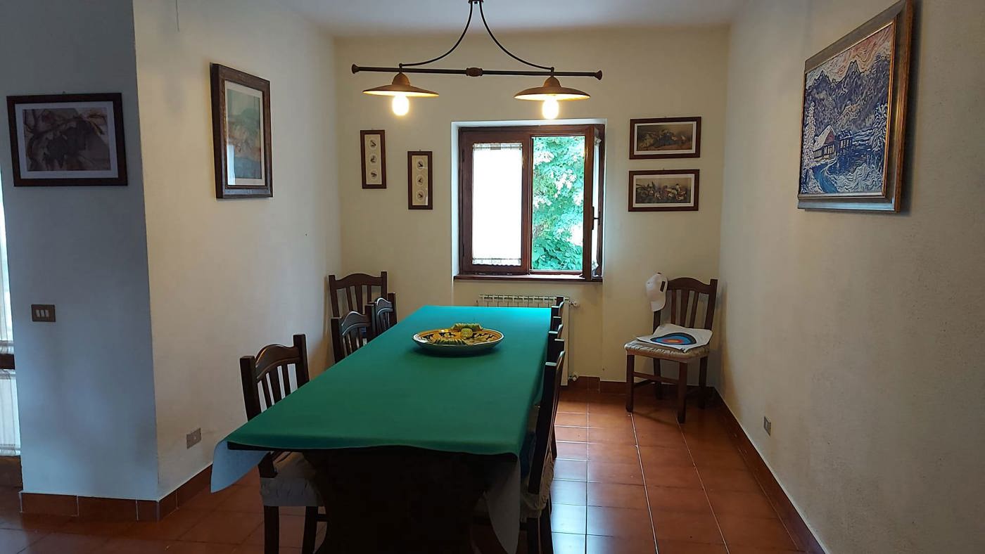 Villa con giardino a Trevi nel Lazio