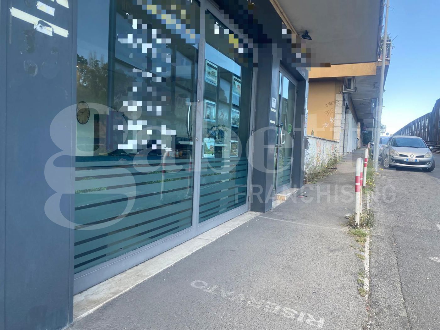 Negozio in vendita a Pomezia