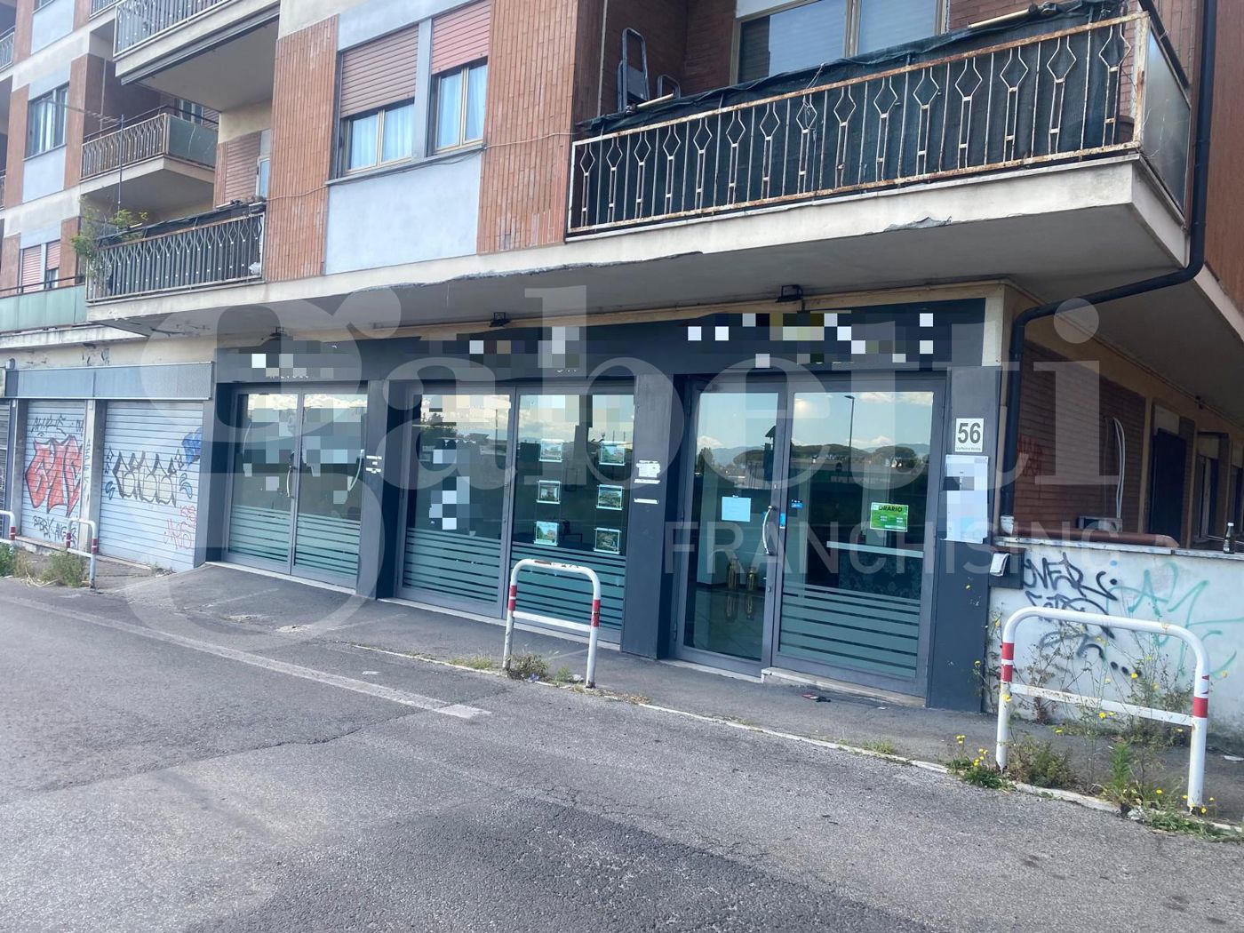 Negozio in vendita a Pomezia