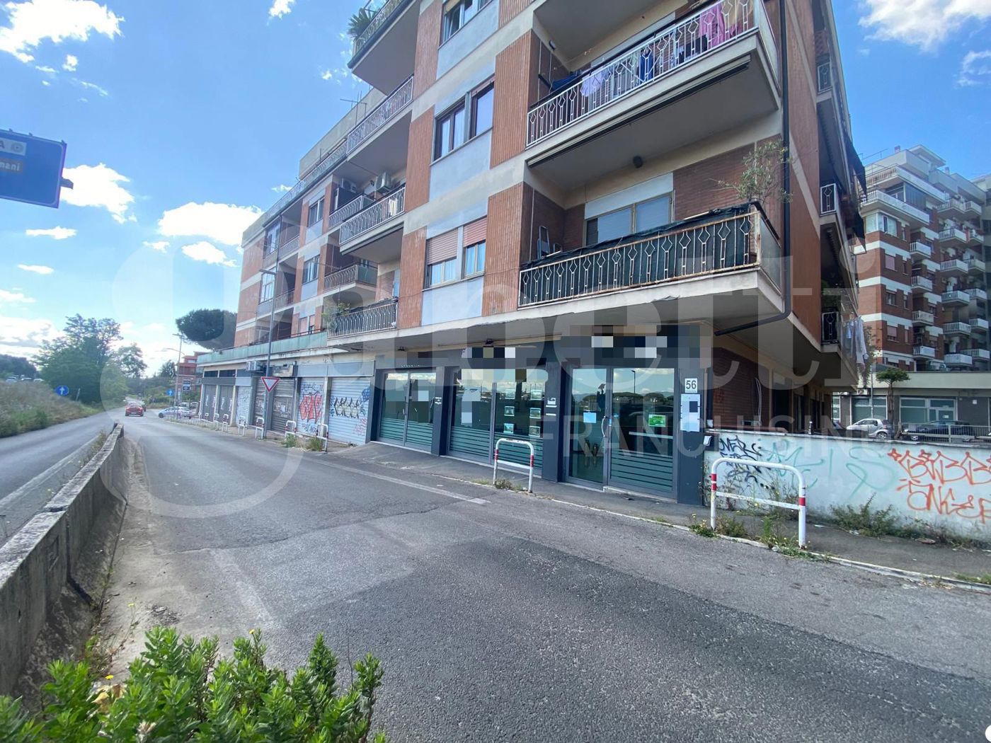 Negozio in vendita a Pomezia