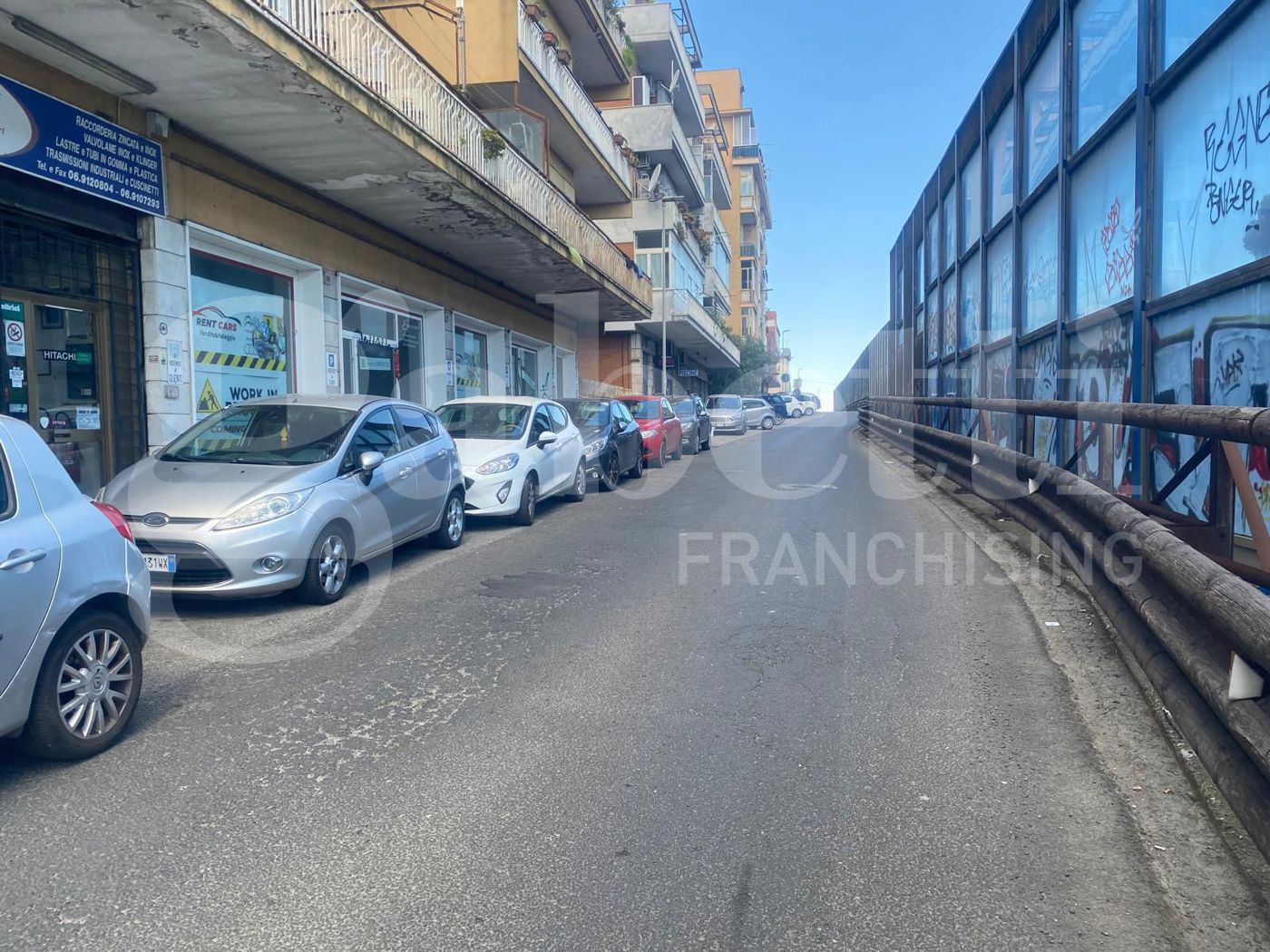 Negozio in vendita a Pomezia