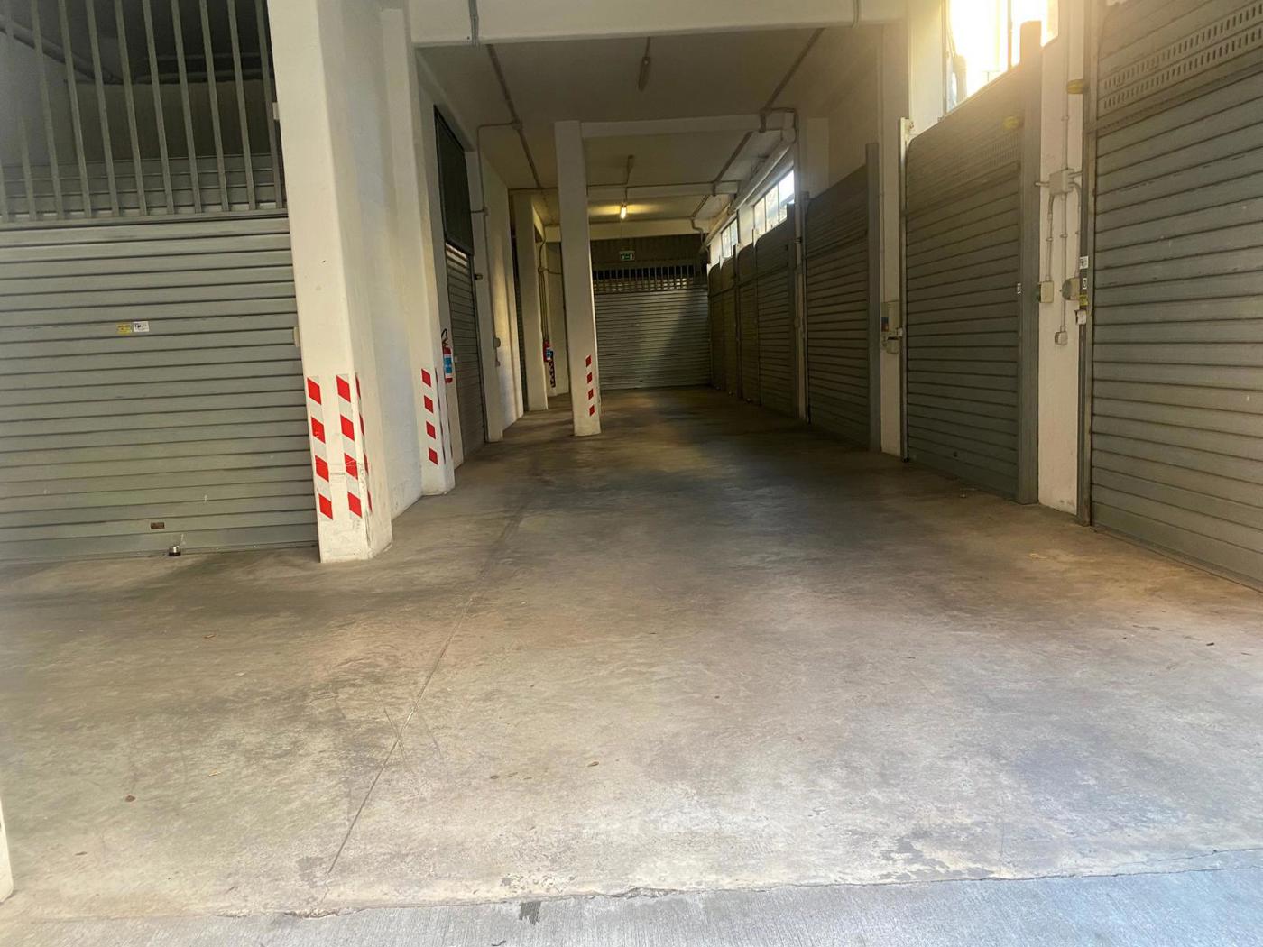 Box/Garage 19mq in vendita a Roma