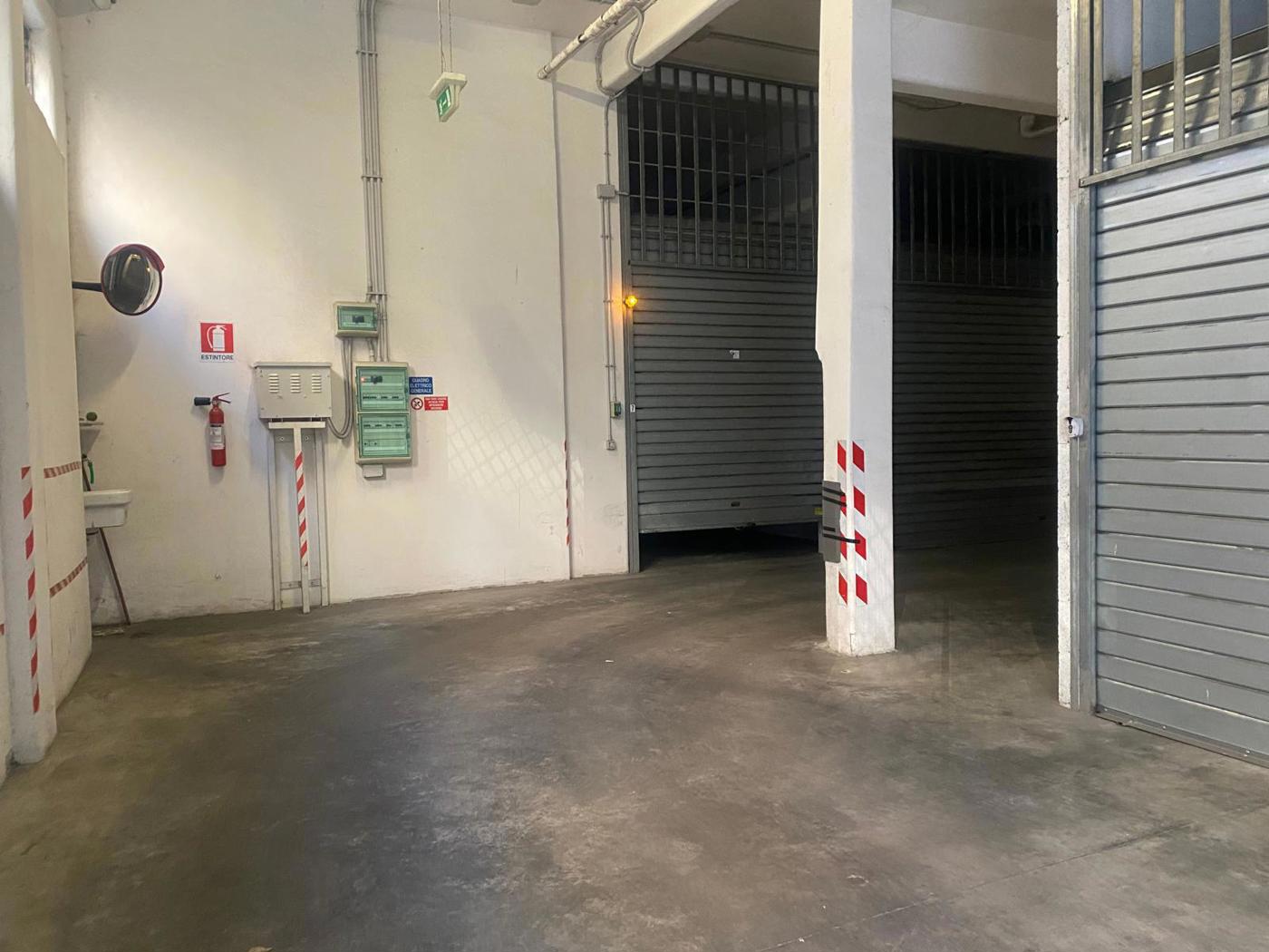 Box/Garage 19mq in vendita a Roma
