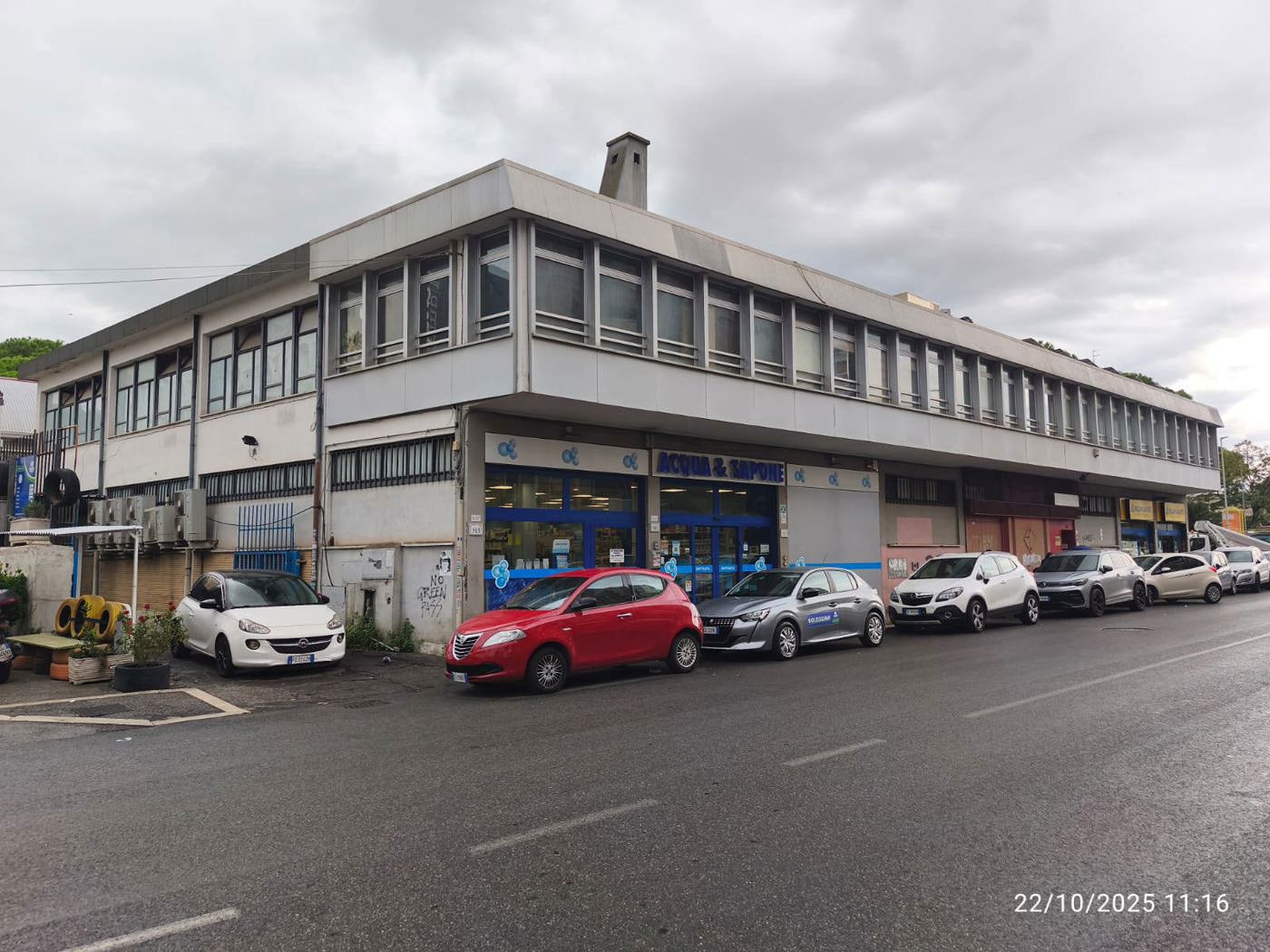 Ufficio da ristrutturare a Roma