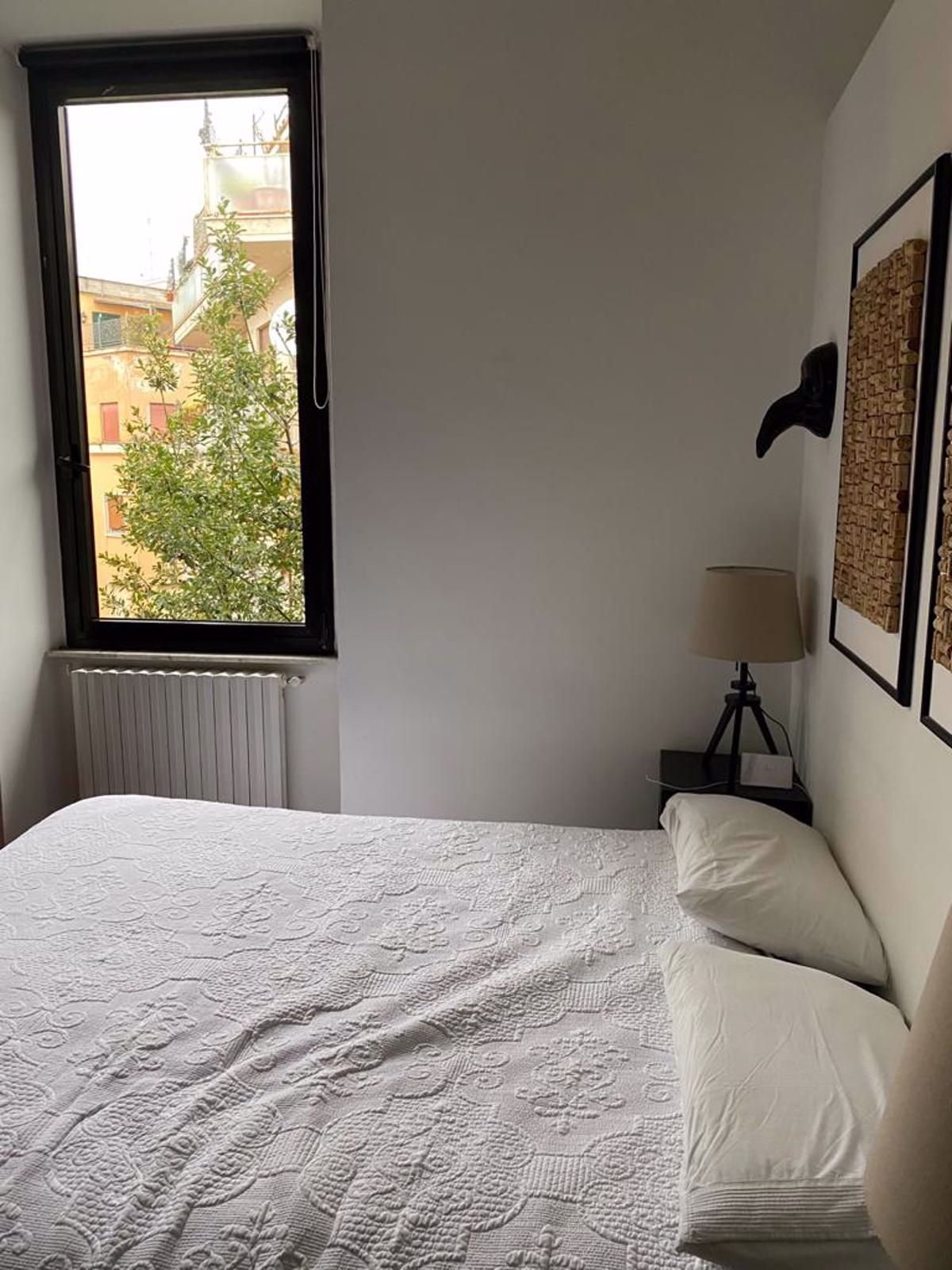 Bilocale arredato in affitto a Roma