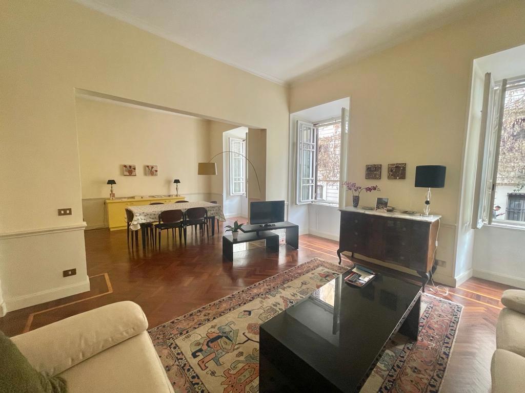 Quadrilocale in vendita a Roma