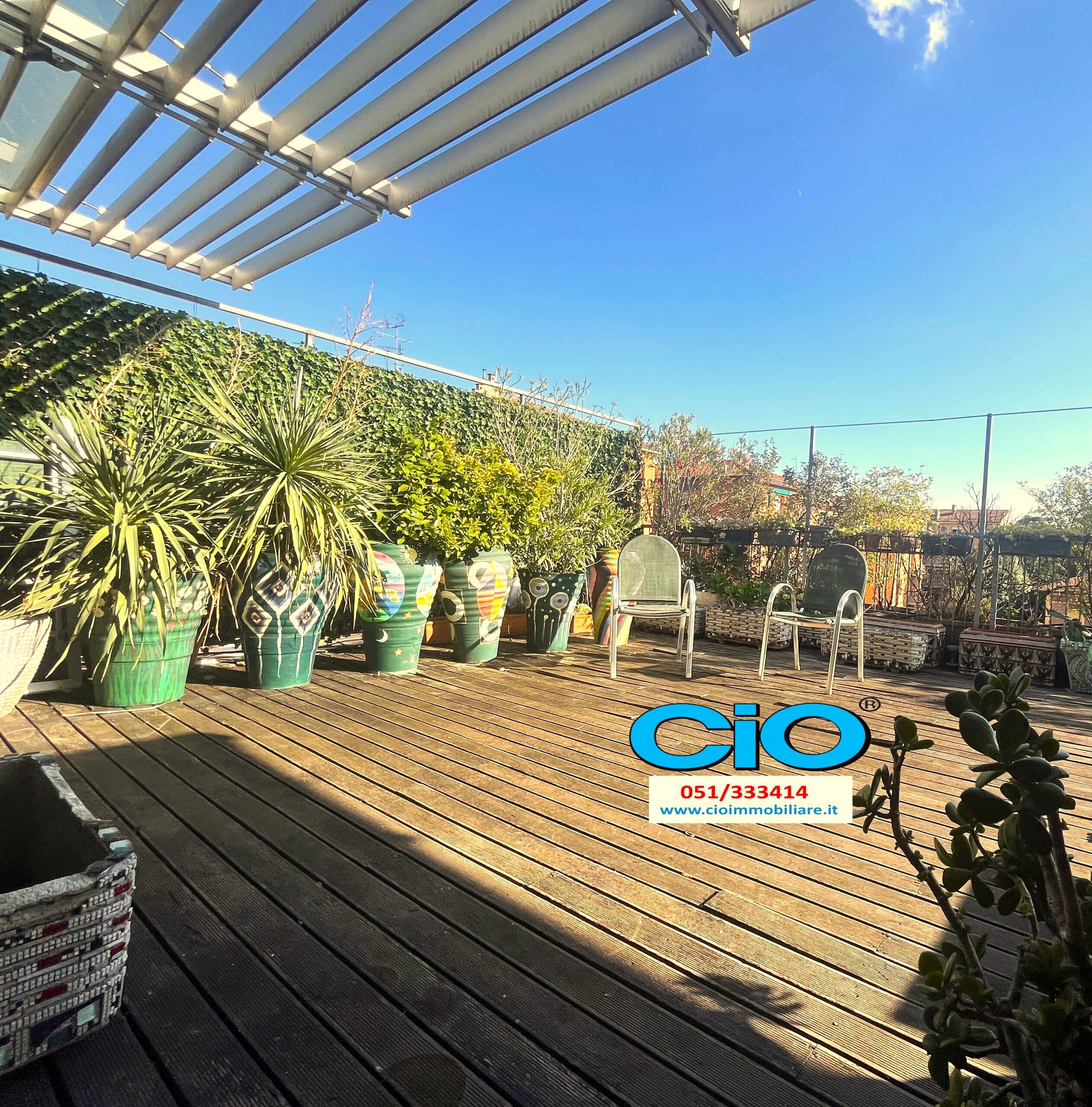 Attico con terrazzo a Bologna