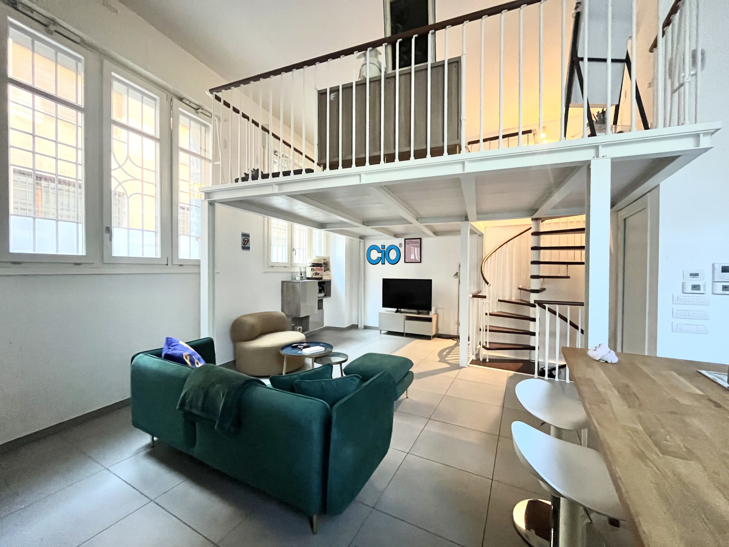 Locale commerciale nuova a Bologna