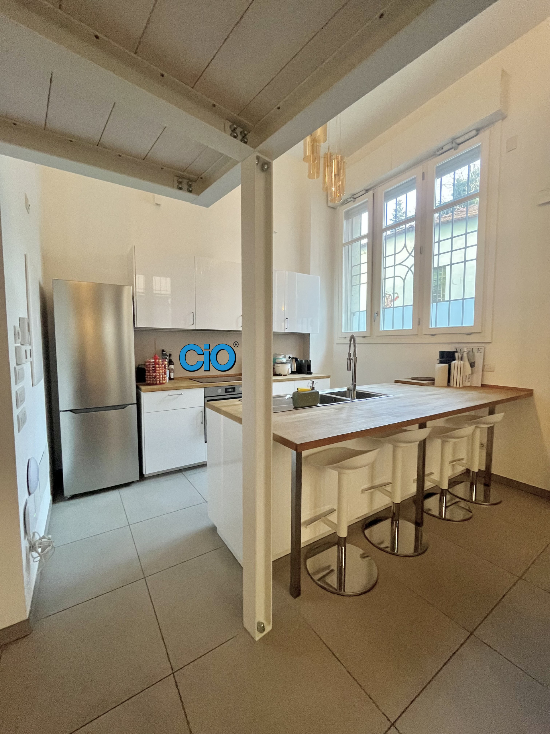 Locale commerciale nuova a Bologna