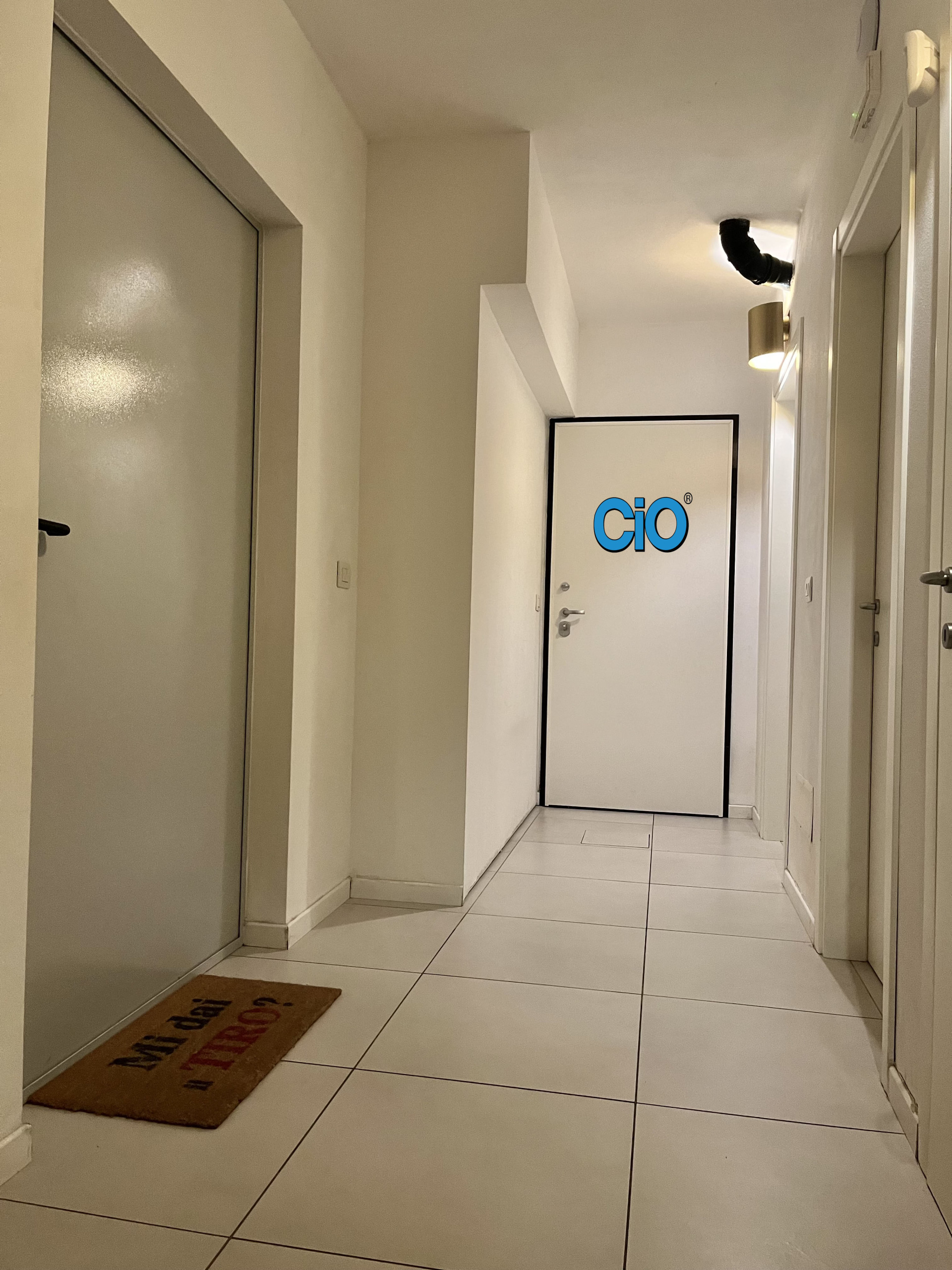 Locale commerciale nuova a Bologna