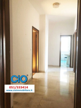 Appartamento con terrazzo a Bologna