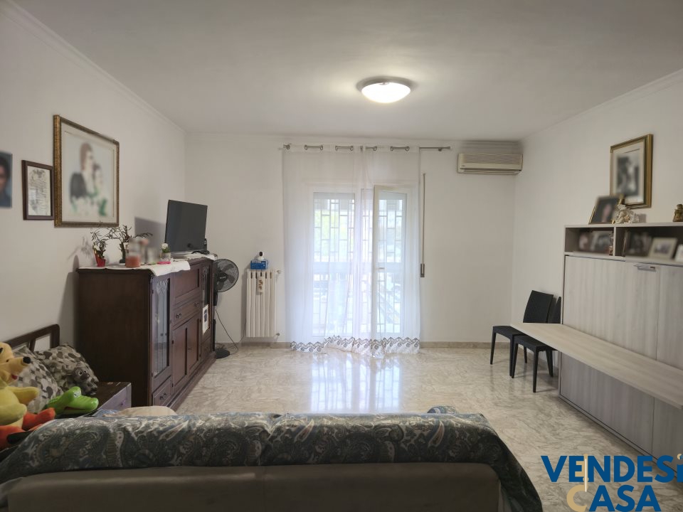 Trilocale in vendita, Adelfia canneto