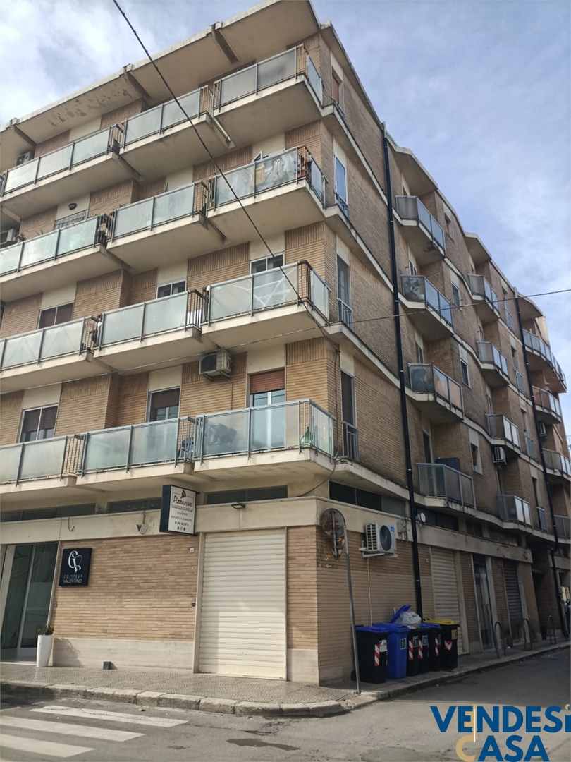 Quadrilocale in vendita a Acquaviva delle Fonti