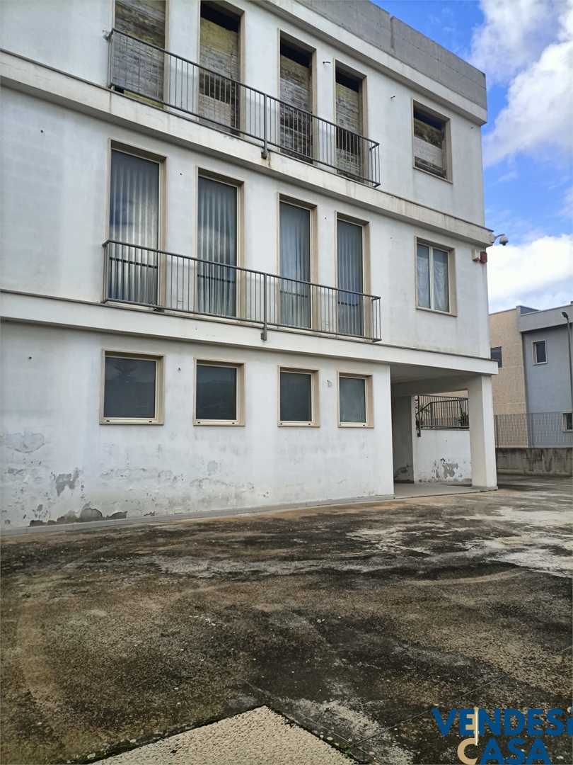 Capannone in affitto a Acquaviva delle Fonti