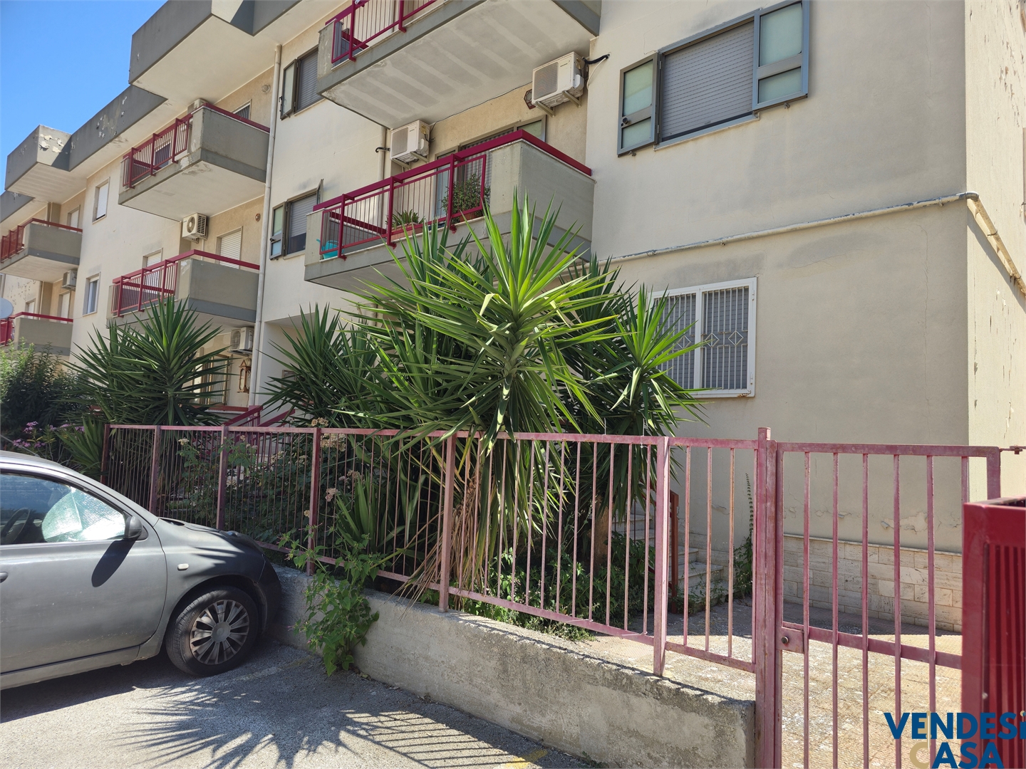 Trilocale in vendita, Adelfia canneto