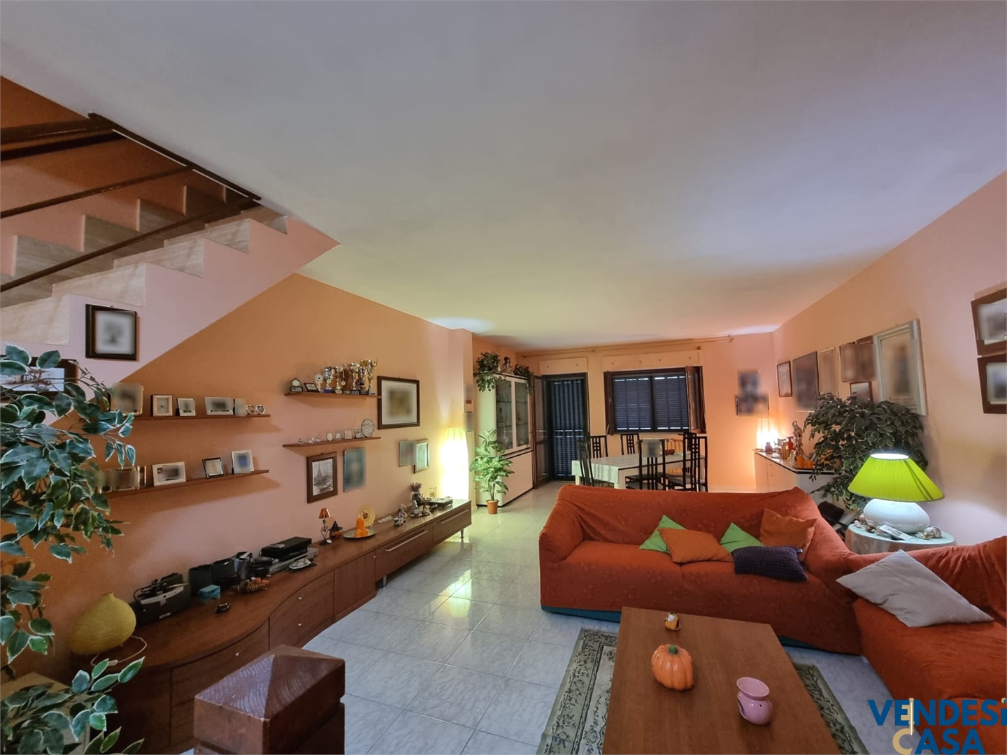 Trilocale in vendita, Adelfia canneto