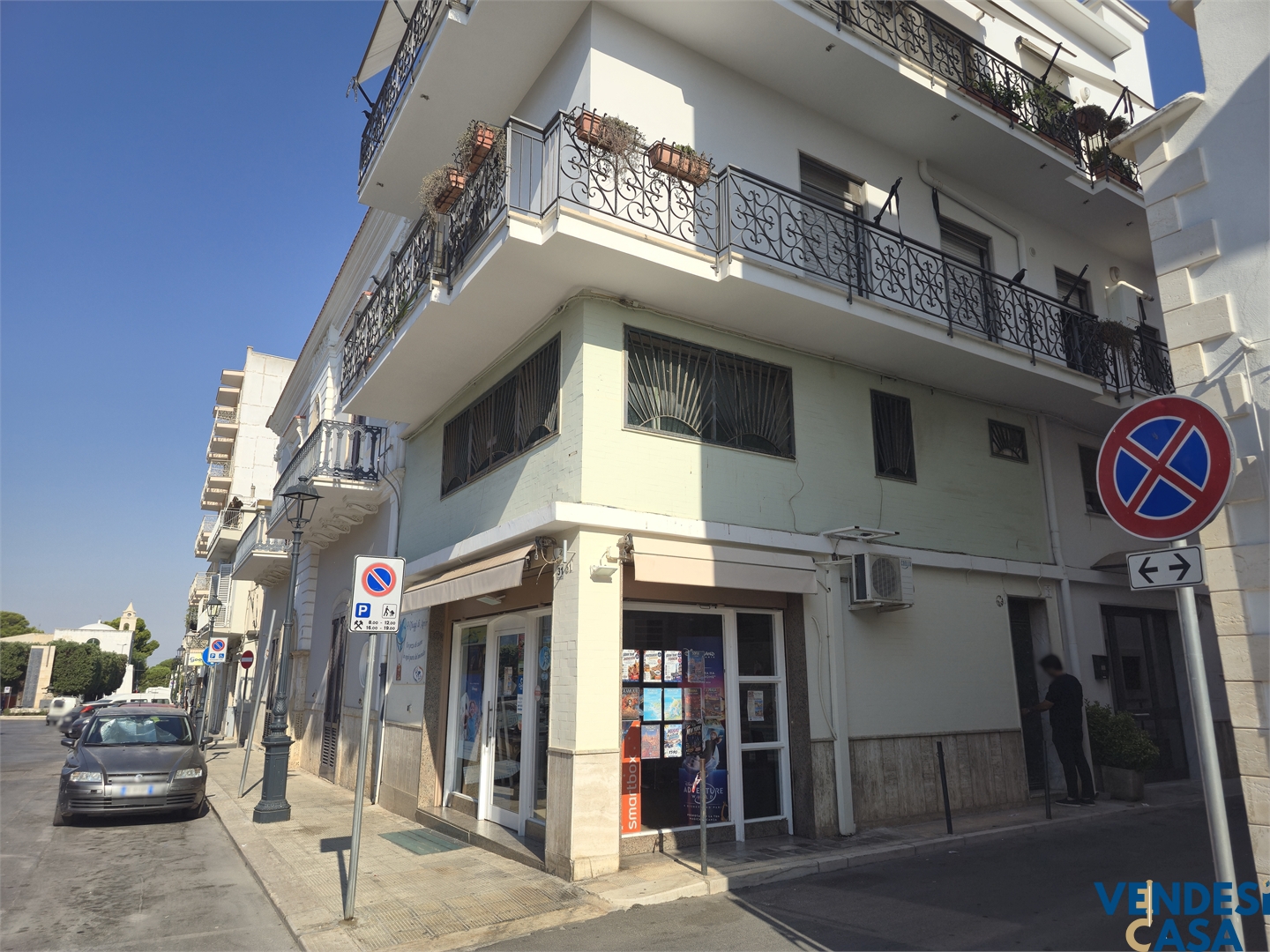 Magazzino in vendita, Adelfia canneto