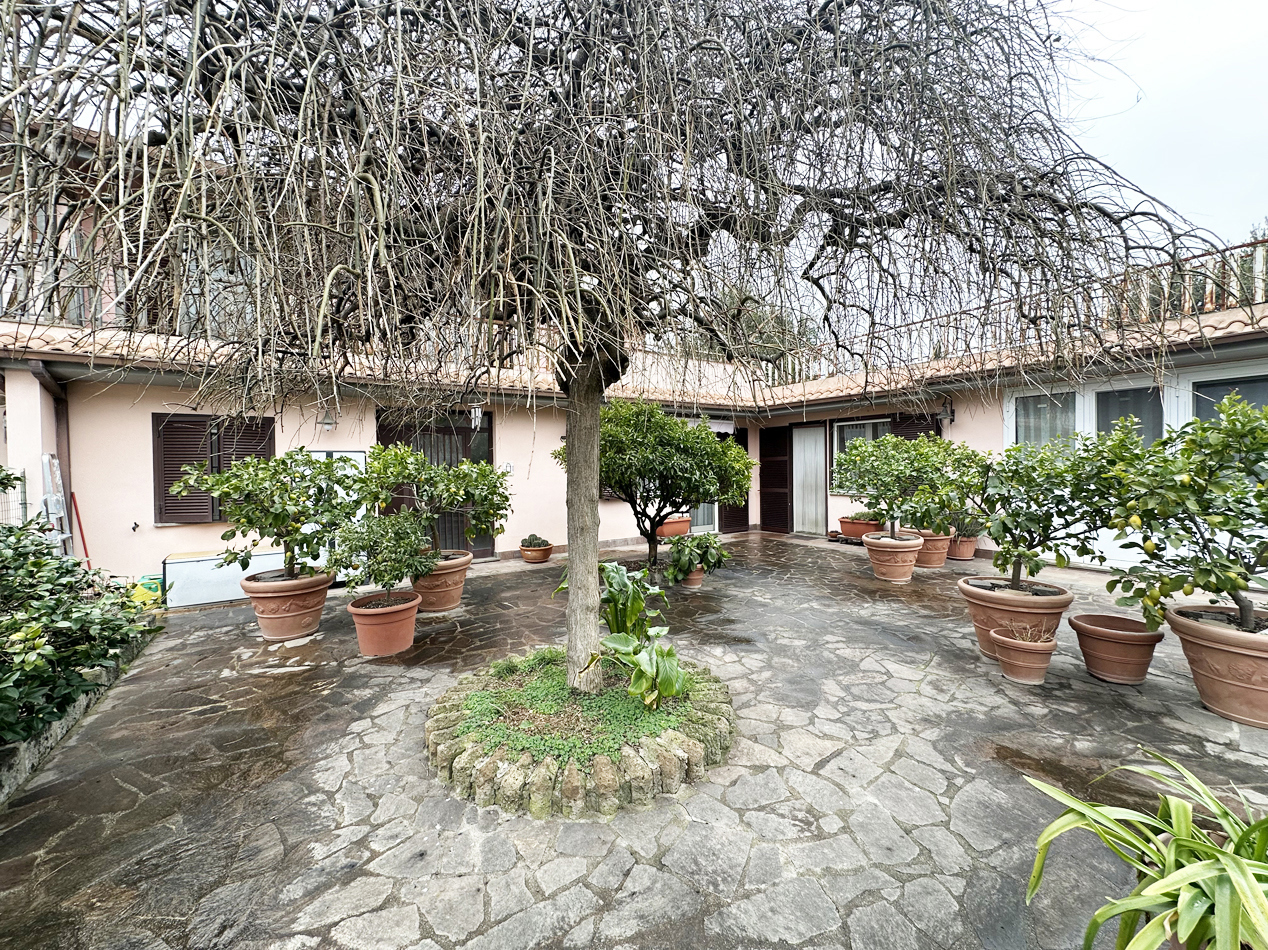 Villa Bifamiliare con giardino a Fabrica di Roma