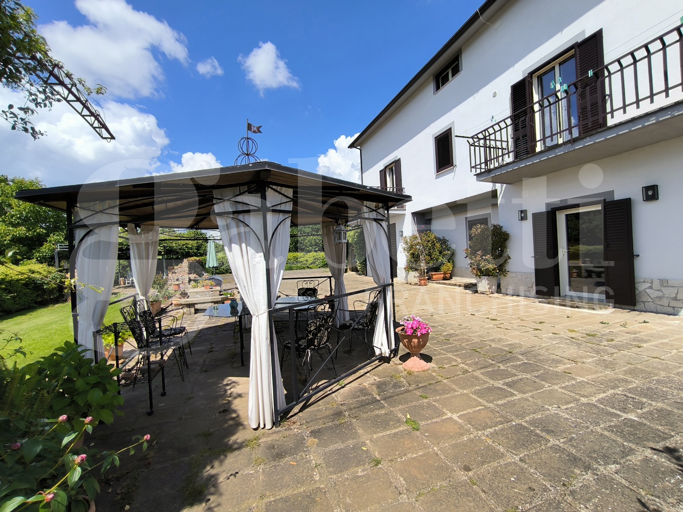 Villa Bifamiliare con giardino a Fabrica di Roma