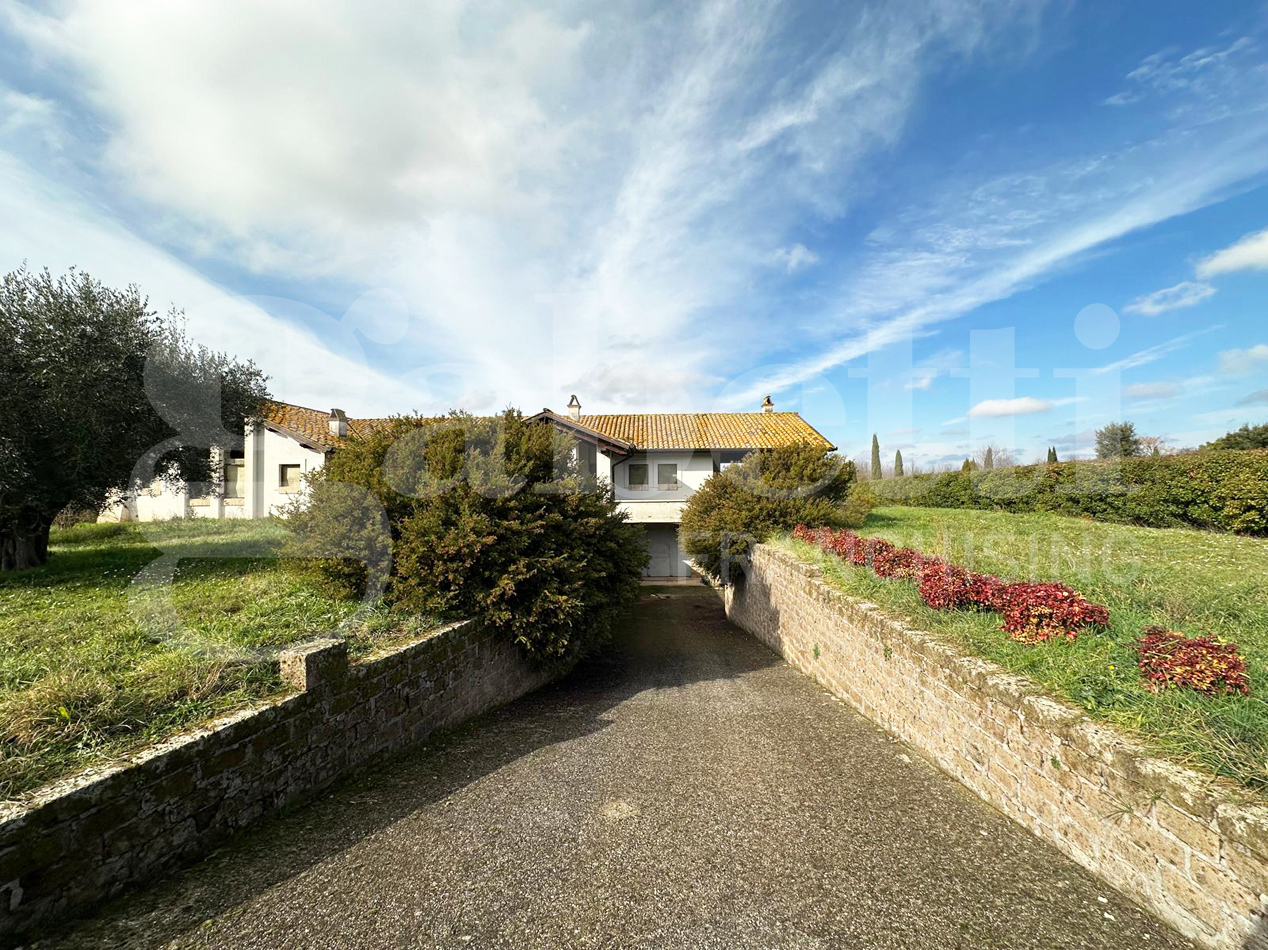 Villa in vendita a Civita Castellana