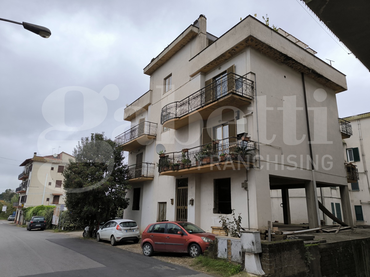 Appartamento in vendita a Corchiano