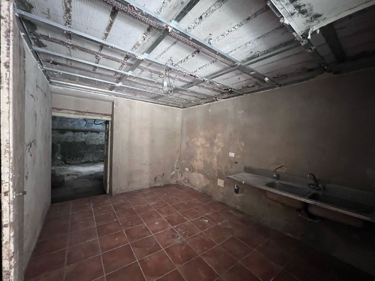 Magazzino in vendita a Civita Castellana