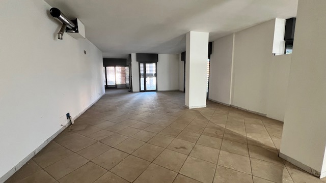 Negozio in affitto a Civita Castellana