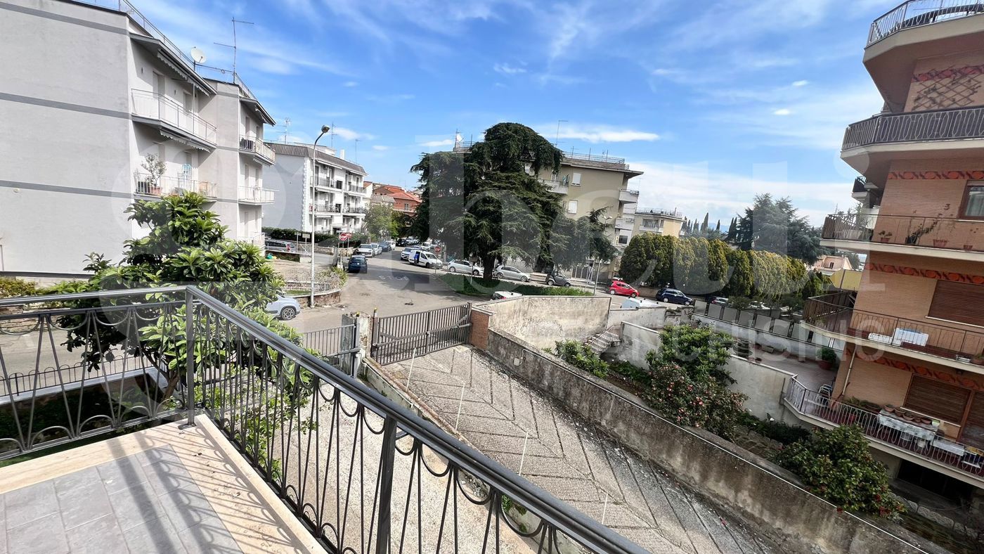 Quadrilocale da ristrutturare a Civita Castellana