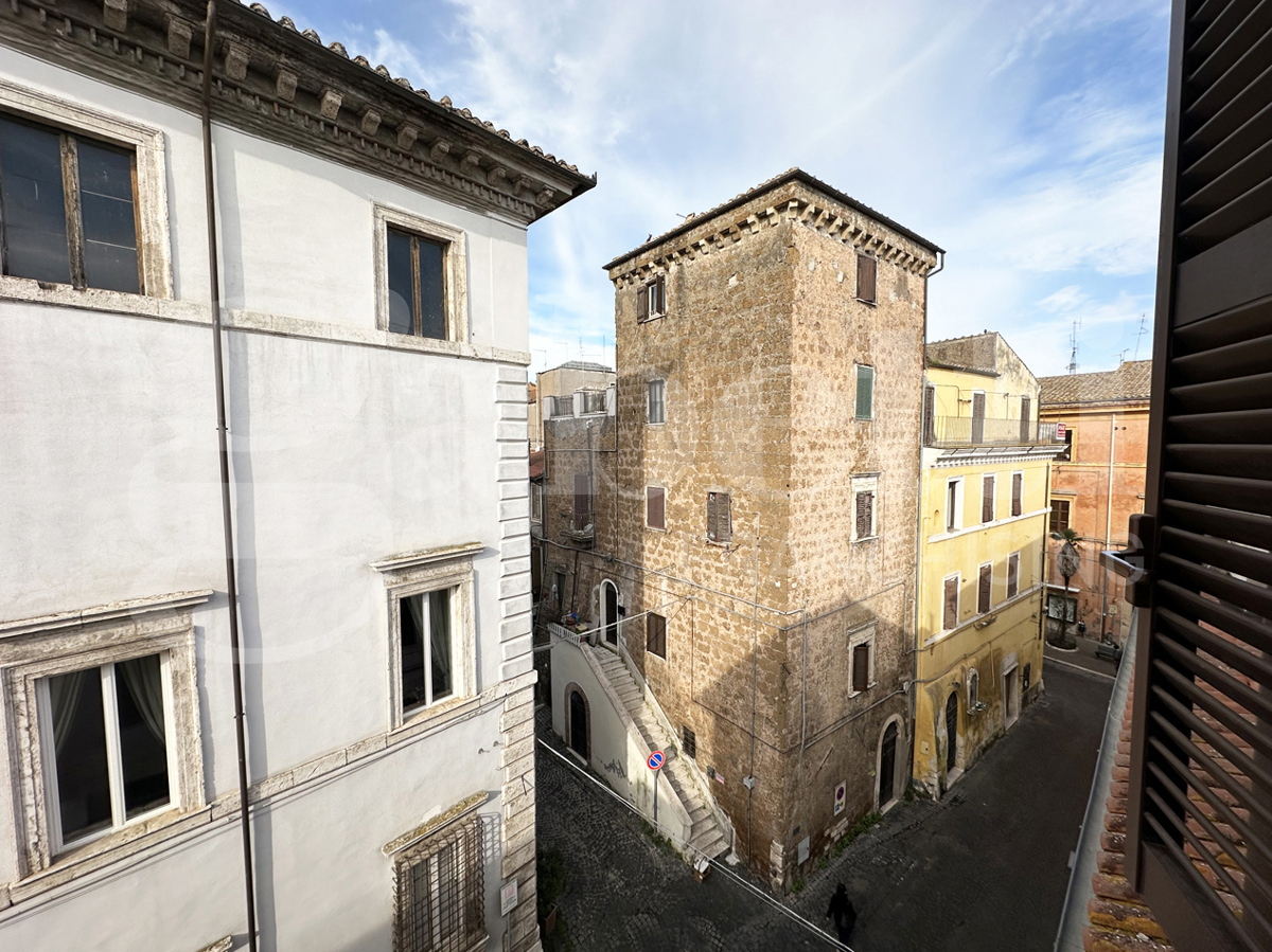 Trilocale da ristrutturare a Civita Castellana