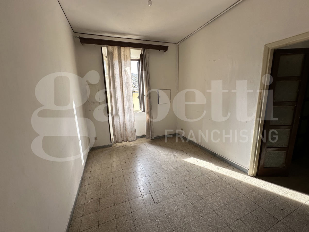 Trilocale da ristrutturare a Civita Castellana