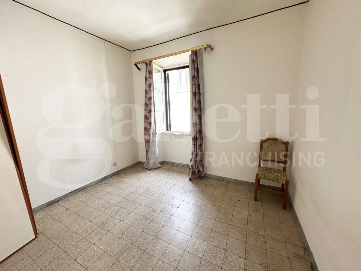 Trilocale da ristrutturare a Civita Castellana