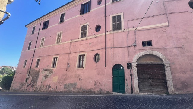 Trilocale in vendita a Civita Castellana