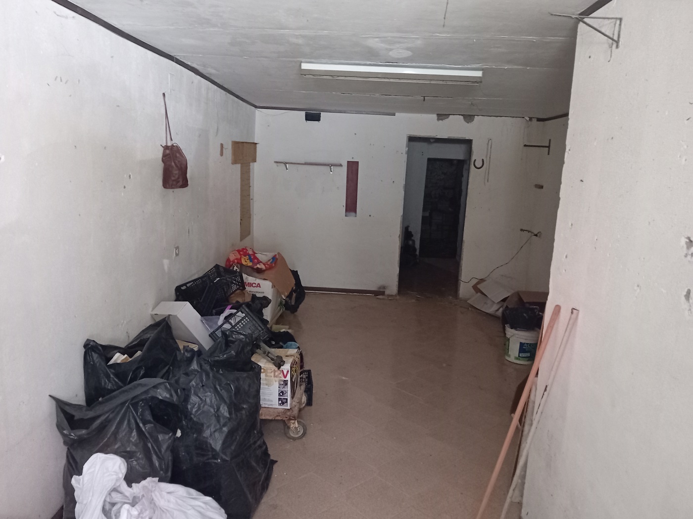 Magazzino in vendita a Civita Castellana