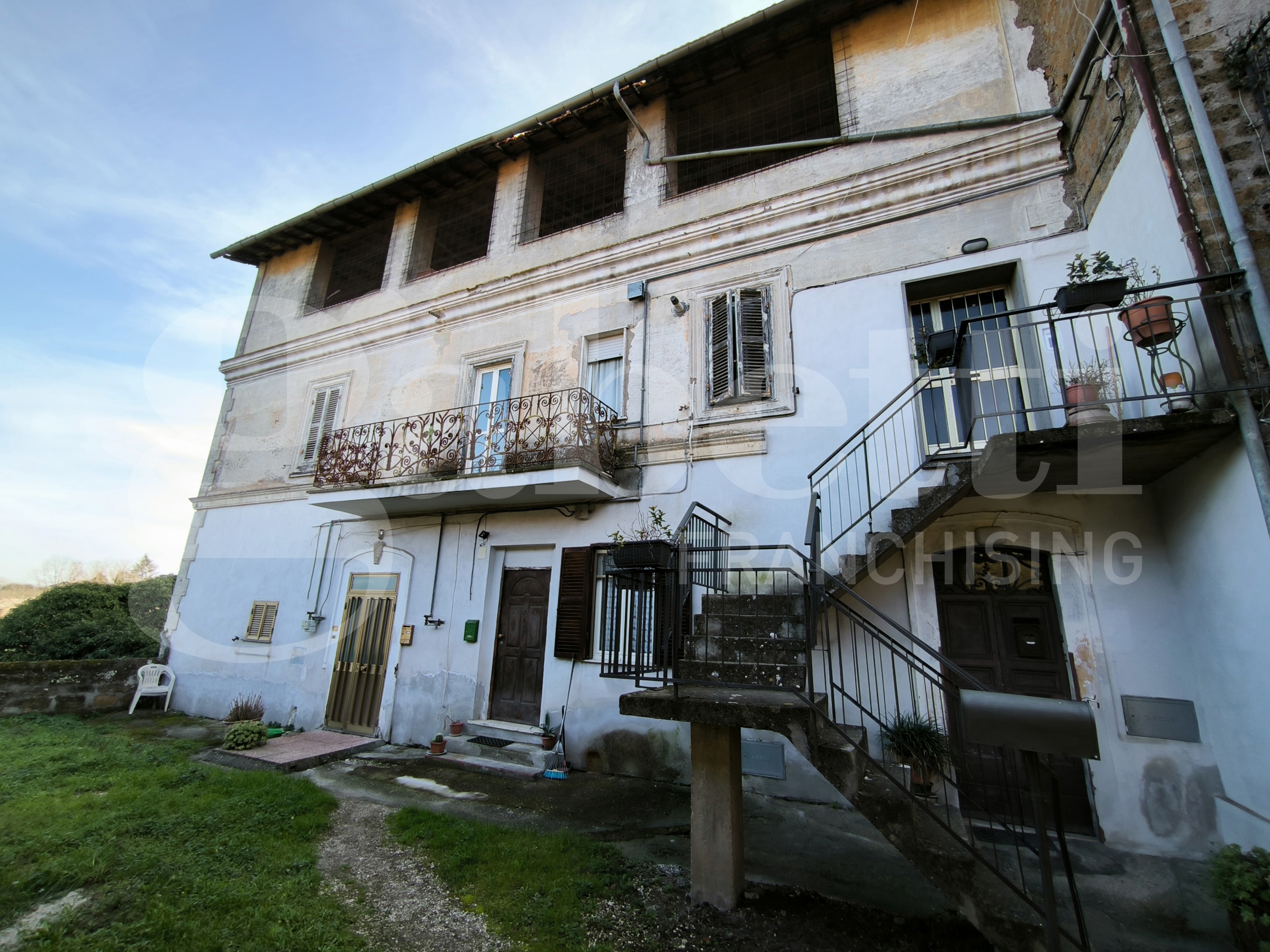 Appartamento in vendita a Corchiano