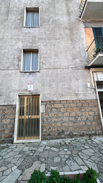 Magazzino in vendita a Civita Castellana