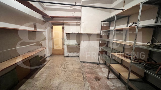 Magazzino in vendita a Civita Castellana