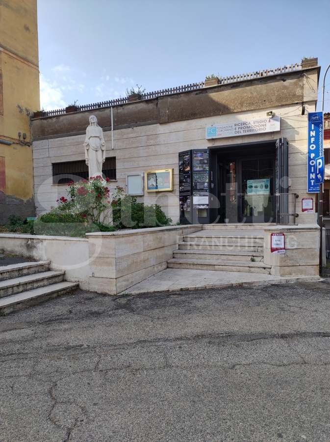 Ufficio in vendita a Corchiano