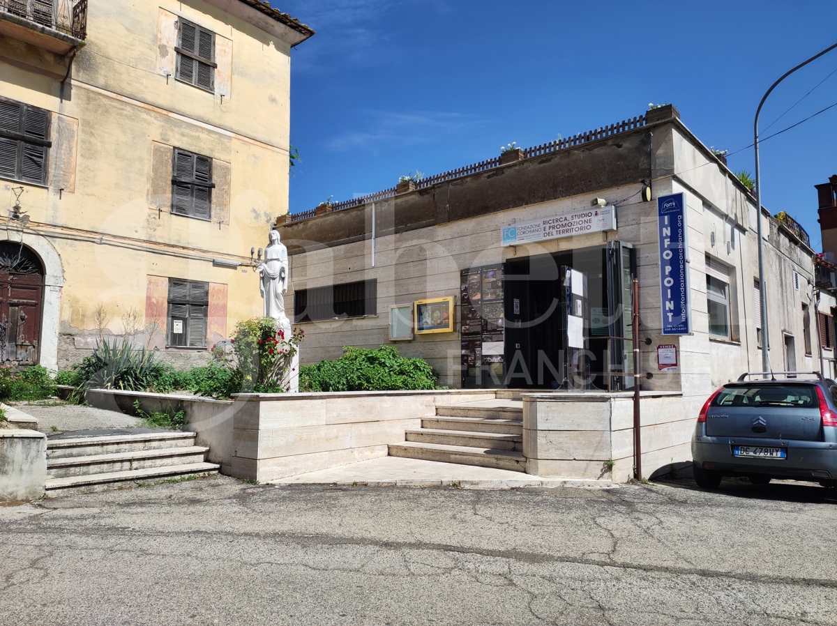 Ufficio in vendita a Corchiano