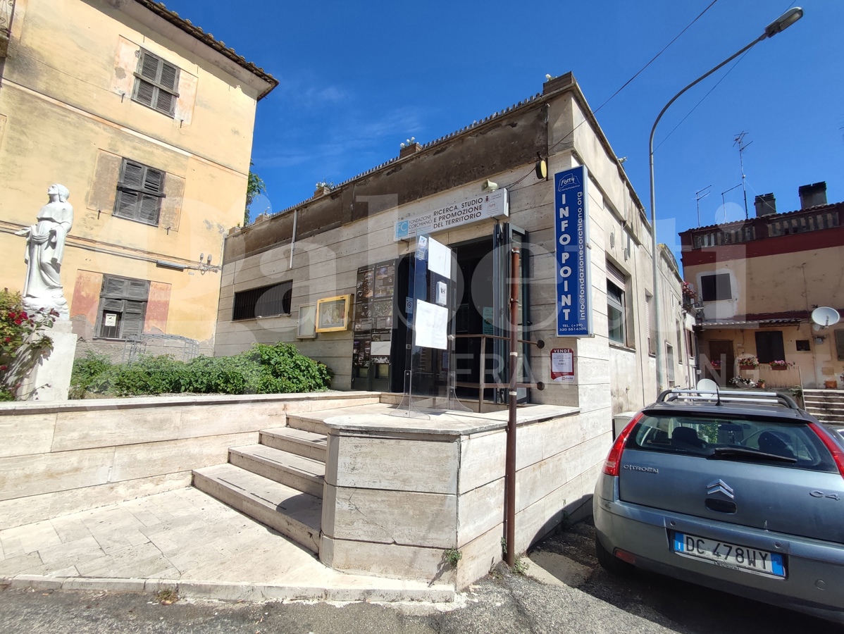 Ufficio in vendita a Corchiano