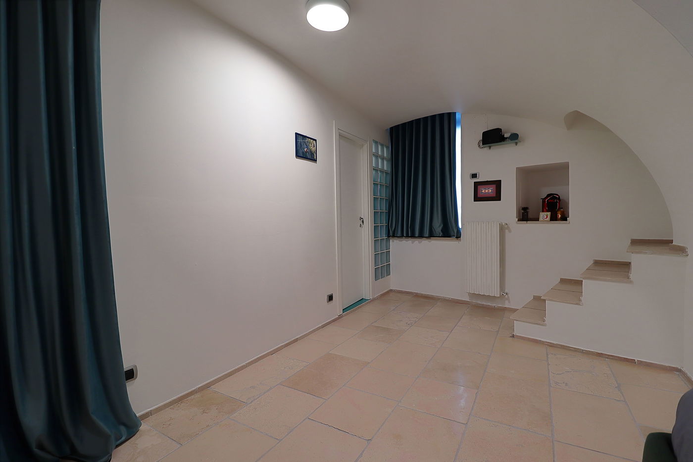 Casa indipendente ristrutturata a Bari