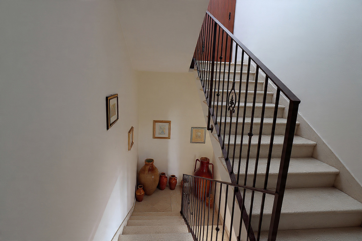 Stabile/Palazzo con box doppio a Bari